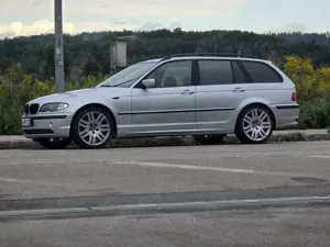 BMW 320 320d touring Automatik Tüv 03.26