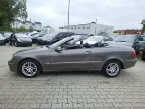 Mercedes-Benz CLK 280 280 CLK Cabrio+LEDER+NAVI+SHZ+PDC+XENON+TEMPOMAT