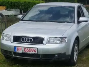 Audi A4 2.0 Lim. (8E)
