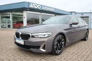 BMW 530 i Lim. xDrive Luxury Line*HARMAN KARDON*360°
