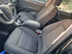 Opel Meriva 1.4 Active Bild 4