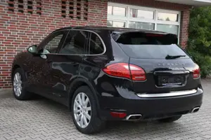 Porsche Cayenne Diesel*SCHIEBEDACH*AHK*LEDER*MEMORY*LUFT Bild 3