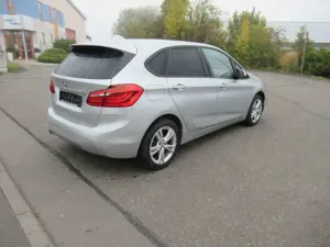 BMW 218 i Active Tourer Advantage Bild 3