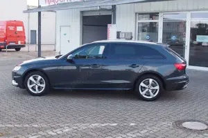 Audi A4 Avant 35 TDI Standheizung/Navi/Garantie Bild 5