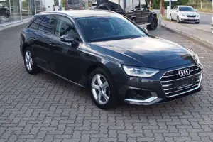 Audi A4 Avant 35 TDI Standheizung/Navi/Garantie Bild 2