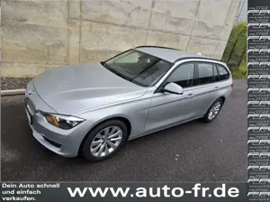 BMW 320 i Touring F31 184PS 1.Hand erst74Tkm NAVI PDC
