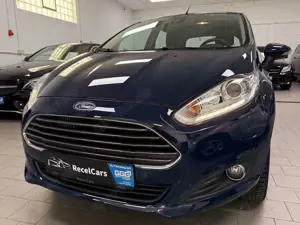 Ford Fiesta Titanium 1.5 tdci*PDC*SHZ*WINTERPAKET*