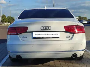 Audi A8 A8 4.2 TDI DPF quattro tiptronic Bild 3