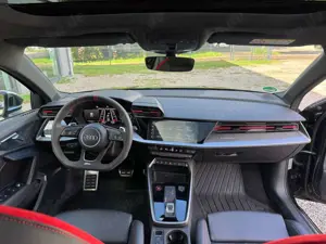 Audi RS3 RS3 Sportback TFSI Sportback quattro S tronic Bild 5