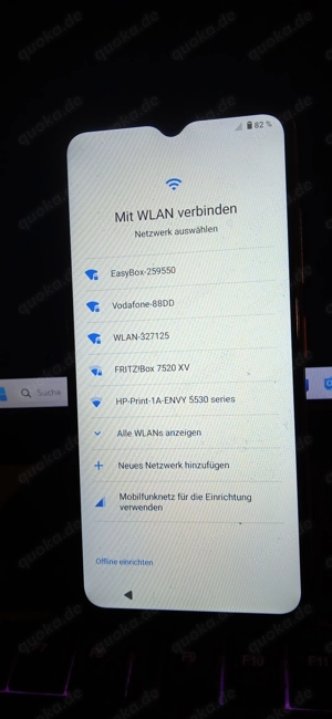 Biete hier ein neues Händy zum Verkauf .