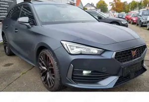 CUPRA Leon Sportstourer VZ e-Hybrid Matt FAP-XL AHK DCC Leder Bild 3