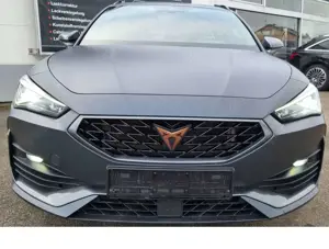 CUPRA Leon Sportstourer VZ e-Hybrid Matt FAP-XL AHK DCC Leder Bild 2