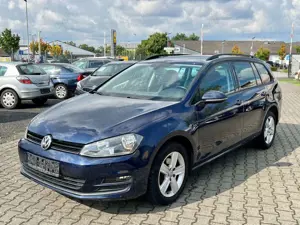 Volkswagen Golf VII Var. Comfortline BMT