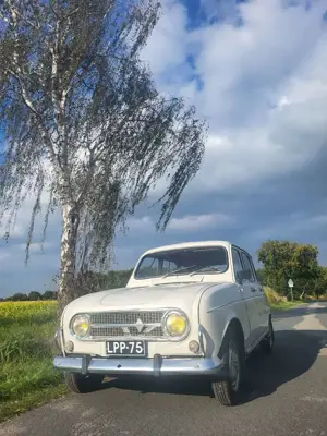 Renault R 4