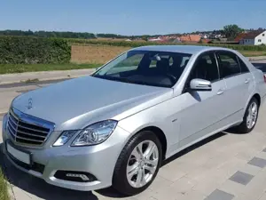 Mercedes-Benz E 200 E-Klasse CGI BlueEFFICIENCY Automatik Avantgarde