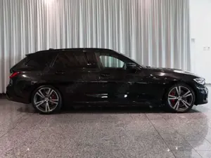 BMW 340 M340d xDrive Touring LKHZ HarmKar 360° ACC 19Zoll Bild 2