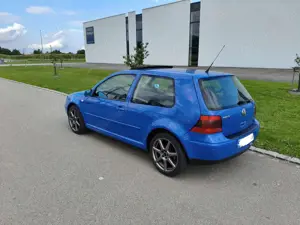 Volkswagen Golf 2.3 V5 Bild 3