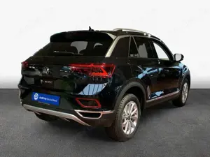 Volkswagen T-Roc Style 2.0 l TDI SCR 110 kW (150 PS) 7-Gang Bild 2