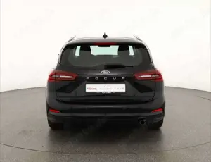 Ford Focus Turnier 1.0 EB Titanium LED Navi Klimaaut. Bild 4