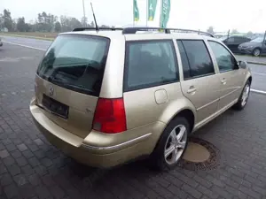 Volkswagen Bora Variant Pacific Bild 4