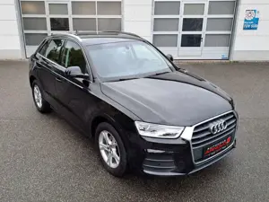 Audi Q3 2.0 TDI quattro S tronic sport (Standheizung) Bild 3
