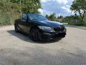 BMW 235 M235i xDrive Cabrio Sport-Aut.