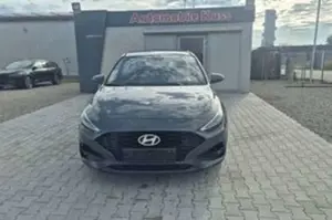 Hyundai i30 Advantage Automatik Navi