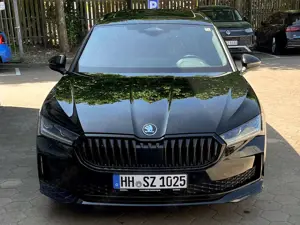Skoda Superb 2.0 TDI Sportl Pano AHK Sitzhzg LED Bild 3