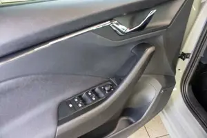 Skoda Kamiq Style | DSG | LED | Navi Amundsen | Panoramadach | Bild 4