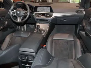 BMW 340 M340d xDrive Lim. AHK HUD RFK 19Zoll ACC Bild 5