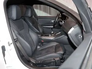 BMW 340 M340d xDrive Lim. AHK HUD RFK 19Zoll ACC Bild 4