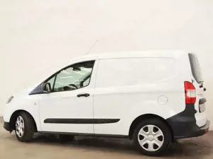 Ford Transit Courier 1,5 TDCi Kasten *Klima 1.Hand* Bild 3