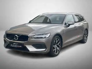Volvo V60 Momentum Pro Plug-In Hybrid AWD AHK