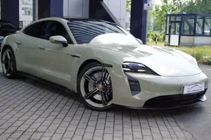 Porsche Taycan GTS Hockenheimring Edition Sunshine Co. Bild 3