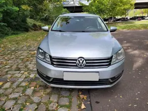 Volkswagen Passat Variant 2.0 TDI DSG BlueMotion Technology Comfortline Bild 4