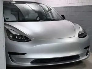 Tesla Model 3 Model 3 Standard Reichweite Plus Hinterradantrieb Bild 4