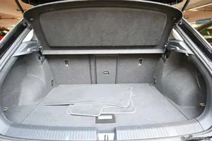 Volkswagen T-Roc 1.5 TSI Automatik Style PDC Kamera SzHzg LED Bild 4