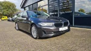 BMW 530 e Touring - DriAssPro - PANO - CAM - LED -