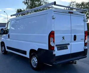 Peugeot Boxer Boxer 2,0 L2H1 335 P.Blue HDi 130*NAVI*KLIMA*AHK Bild 4