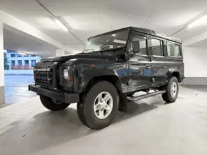 Land Rover Defender 110 Station Wagon Limited Edition Cargo