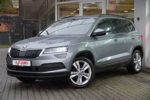 Skoda Karoq 1.5 TSI LED Navi ACC Kamera AHK Totwinkel Bild 2