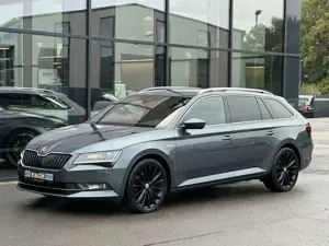 Skoda Superb 2.0 TDI SCR DSG 4x4 LK COMBI ACC/NAV/R-C Bild 5