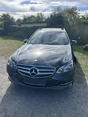 Mercedes-Benz E 220 E 220 BlueTec 4Matic (212.211)