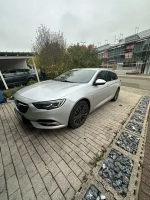 Opel Insignia Sports Tourer 2.0 Diesel Business Innovation Bild 2