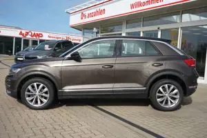 Volkswagen T-Roc 1.6 TDI Style LED Klima Navi ACC Bild 3