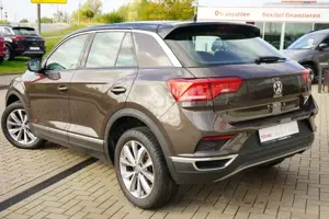 Volkswagen T-Roc 1.6 TDI Style LED Klima Navi ACC Bild 4