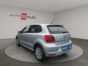 Volkswagen Polo V Comfortline NAVI/ RÜCKFAHRKAMERA/ SHZ Bild 3