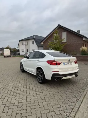 BMW X4 xDrive30d M Sportpaket Bild 4