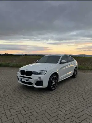 BMW X4 xDrive30d M Sportpaket Bild 2