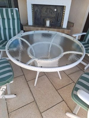 Terrassentisch rund